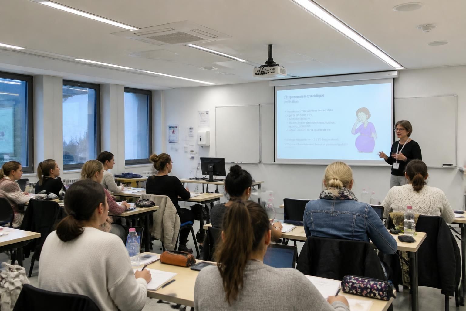 découvrez les meilleures formations initiales pour intégrer une école infirmière en 2026 et lancer votre carrière dans le domaine de la santé.