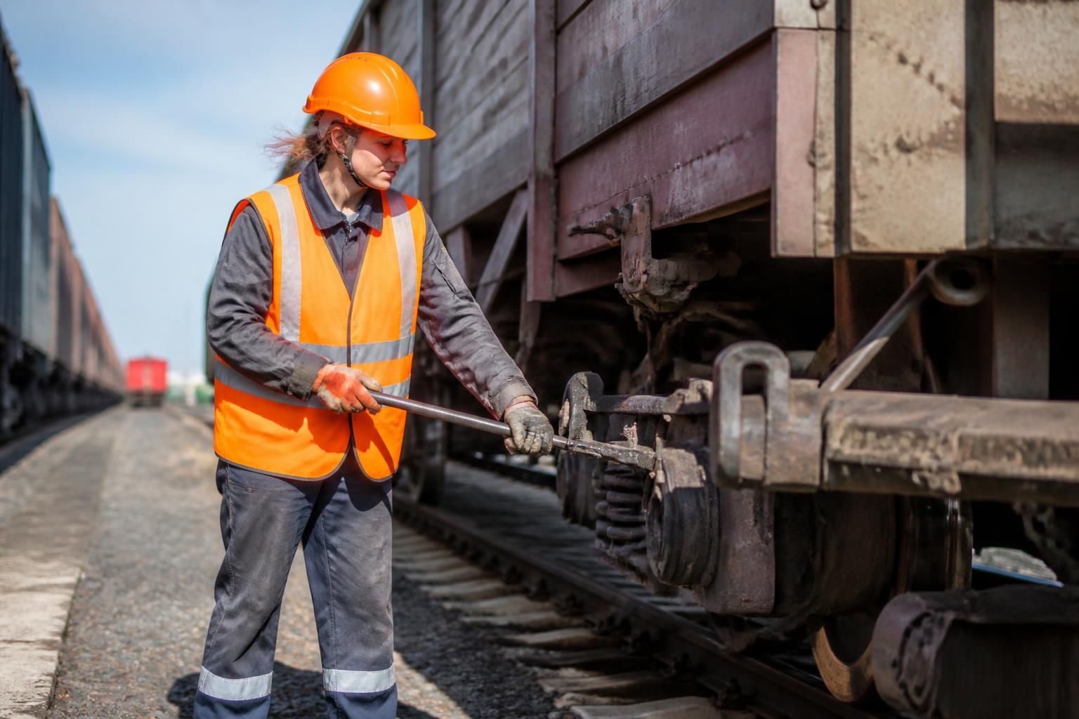 découvrez le rôle d'un wagoniste, ses missions principales, et son importance dans le transport ferroviaire. explications claires et précises pour mieux comprendre ce métier essentiel.